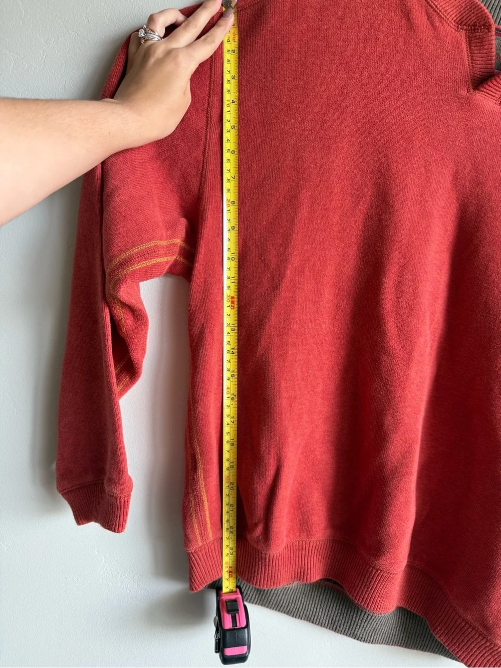 Tommy Bahama Men's Fliprider Abaco reversible V-Neck Sweater Fox Red